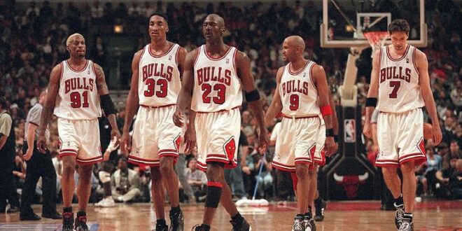 bulls1996roster-1-rodmann-pippen-kukoc-jordan