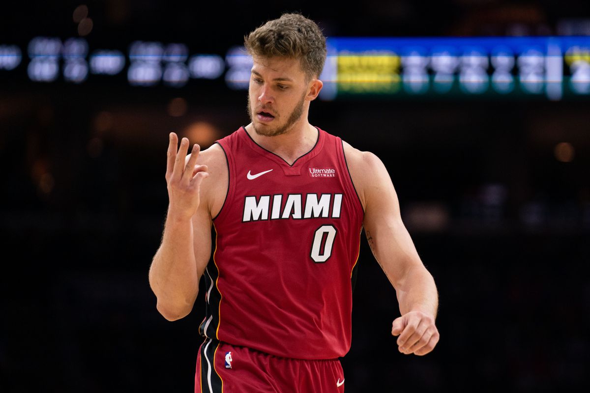 meyers-leonard-miami-heat